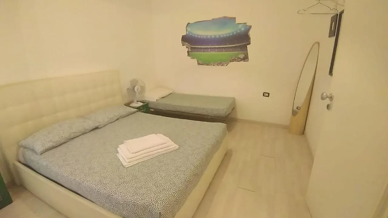 Milan White Apartment Close To The Metro Italy